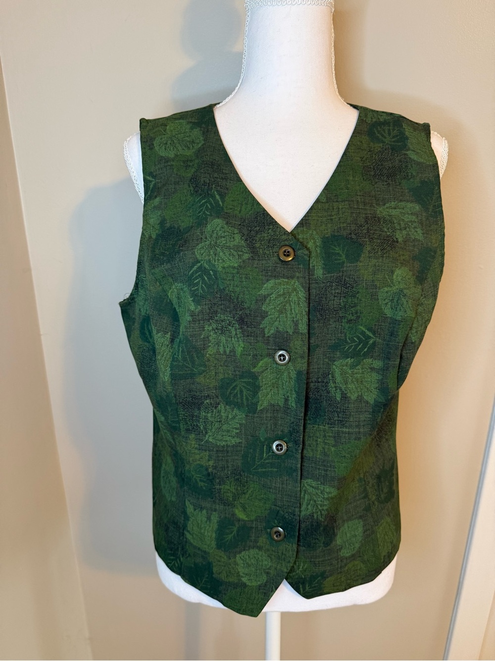 Sag Harbor Green Leaf Jacquard Button-Front Vest - Size 14